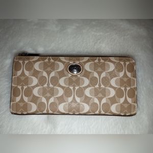 Coach Peyton Dream C Signature Slim Wallet Beige & White